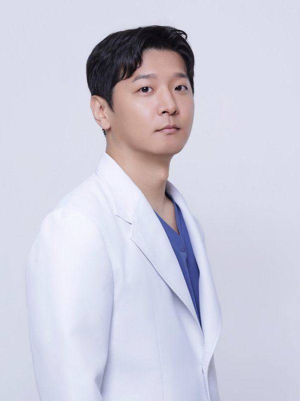 パク・ノミン 代表院長